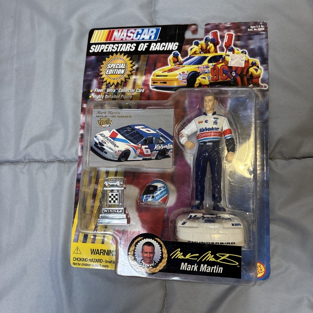 NASCAR SUPERSTARS OF RACING SPECIAL EDITION 1997 MARK MARTIN ACTION FIGURE